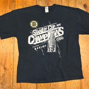 Gildan NHL Boston Bruins 2011 Stanley Cup Champions T-Shirt - Black